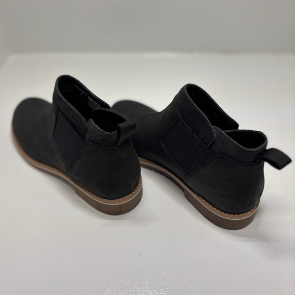 Chaco Women’s Black Leather Chelsea Boots Size 7 Waterproof Lug Sole Like New - Picture 5 of 12